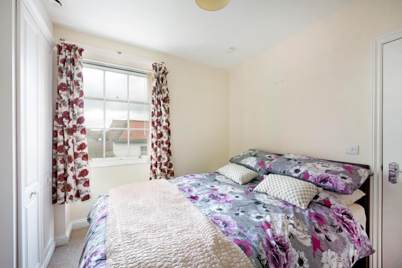 Becket Apartment Yeovil Exterior photo